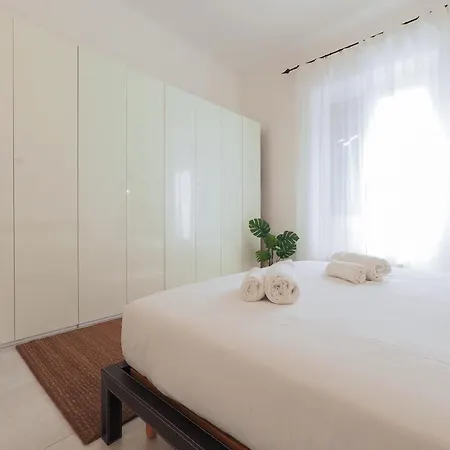 Apartment Primopiano - Mola Milan